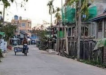 অগ্নিগৰ্ভ ৰাখাইন; ভাৰতীয় নাগৰিকক অনতিপলমে ম্যানমাৰ এৰাৰ পৰামৰ্শ ভাৰত চৰকাৰৰ