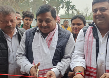 লোকসভা নিৰ্বাচনক লৈ ব্যাপক তৎপৰতা আপৰ :  শোণিতপুৰ সমষ্টিৰ বাবে নিৰ্বাচনী প’ষ্টাৰ মুকলি