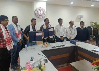 গিৰিজানন্দ চৌধুৰী বিশ্ববিদ্যালয় আৰু গুৱাহাটীস্থিত অখিল ভাৰতীয় আয়ুৰ্বিজ্ঞান প্ৰতিষ্ঠানৰ বুজাবুজিৰ চুক্তিত স্বাক্ষৰ