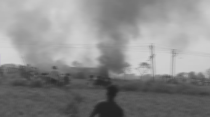 5 killed as bus catches fire
