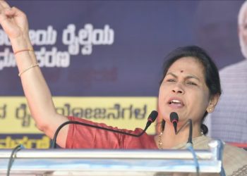 নিৰ্বাচনী ভাষণত তামিল জাতিক অপমান : অৱশেষত স্বাভিমানী জাতিৰ ওচৰত ক্ষমা খুজিবলৈ বাধ্য হ’ল বিজেপিৰ কেন্দ্ৰীয় মন্ত্ৰী শোভা কাৰণ্ডলাজে