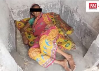 গৃহহীন মহিলা! শৌচগাৰত বাস কৰিছে এগৰাকী অশীতিপৰ বৃদ্ধাই