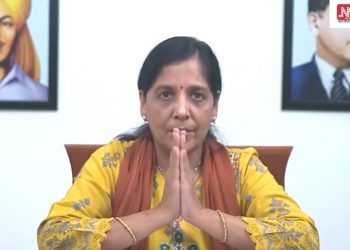 অৰবিন্দ কেজৰিৱালক জেলত হত্যাৰ ষড়যন্ত্ৰ চলিছে-অভিযোগ পত্নী সুনীতা কেজৰিৱালৰ