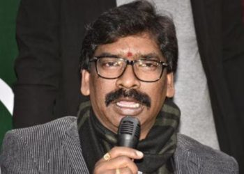 উচ্চ ন্যায়ালয়ৰ লেহেমীয়া গতিৰ উদ্ধৃতিৰে উচ্চতম ন্যায়ালয়ৰ দ্বাৰস্থ ঝাৰখণ্ডৰ প্ৰাক্তন মুখ্যমন্ত্ৰী হেমন্ত ছোৰেন