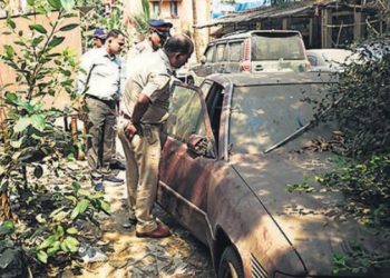 বন্ধ গাড়ীৰ ভিতৰতে শ্বাসৰুদ্ধ হৈ মৃত্যু দুটি শিশুৰ! মৰ্মান্তিক ঘটনাক লৈ চাঞ্চল্য, তদন্তত আৰক্ষী