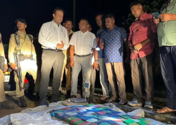 ড্ৰাগছ মুক্ত অসম গঢ়াত ব্যৰ্থ হিমন্তৰ চৰকাৰ! অভিলেখ সৃষ্টি কৰি জব্দ হ’ল ২১০ কোটি টকাৰ ড্ৰাগছ