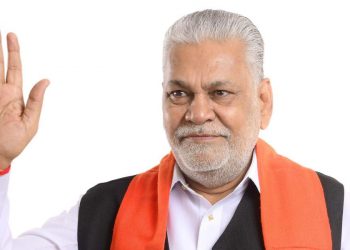 ৰাজপুতক জোকাই লৈ বিপদত বিজেপি : ৰাজপুত ছাত্ৰীক অসভ্য ব্যৱহাৰ বিজেপি প্ৰাৰ্থীৰ