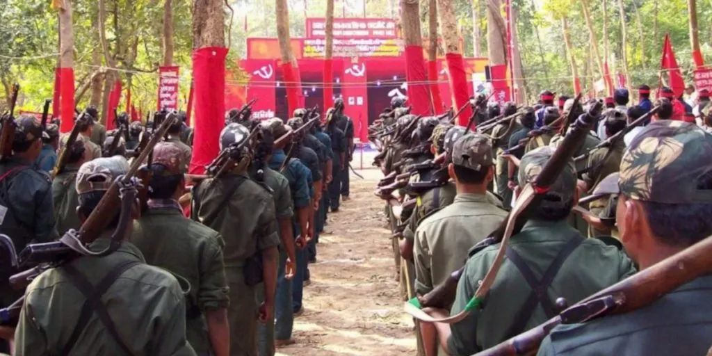 জীৱনৰ প্ৰতি মোহ আছে যদি নিৰ্বাচনৰ পৰা আঁতৰি থাকক : বিজেপি প্ৰাৰ্থীক ভাবুকি দি পোষ্টাৰ লগালে নক্সালবাদীয়ে