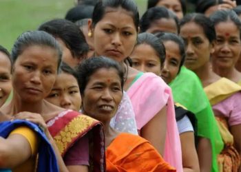 মহিলাৰ সংখ্যা দেশৰ ভোটাৰ তালিকাতহে বাঢ়িছে, সংসদত নহয় 
