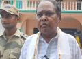 নিৰ্বাচনৰ মাজতে তৃণমূলত যোগদান কৰিলে বিজেপি সাংসদ কুনাৰ হেমব্ৰামে