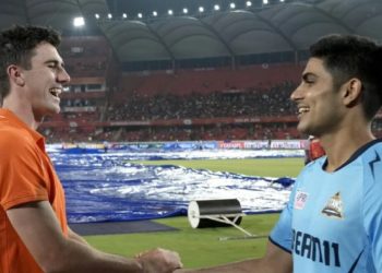 বৰষুণৰ বাবে বাতিল হায়দৰাবাদ-গুজৰাটৰ মেচ; প্লে-অফ্‌ত কামিন্সৰ ছানৰাইজাৰ্ছ