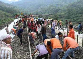 লামডিং–বদৰপুৰ হিলখণ্ডত মেৰামতিৰ বাবে বাতিলকৰণ আৰু সময় পুনৰ নিৰ্ধাৰণ কৰা হৈছে ৰে’লসেৱাৰ