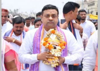 পুৰীৰ বিজেপি প্ৰাৰ্থী সম্বিত পাত্ৰৰ ‘জিভা পিছলিল’! জগন্নাথ-মোডীৰ বিতৰ্কিত মন্তব্যকলৈ সৰৱ বিৰোধী