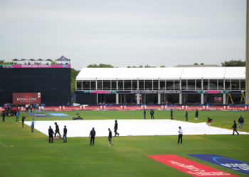 T-20 World Cup: বৰষুণৰ বাবে বাতিল ভাৰত-কানাডাৰ মেচ; অপৰাজিত থাকিয়েই ছুপাৰ এইটলৈ ৰোহিত বাহিনী