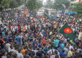 অগ্নিগৰ্ভ বাংলাদেশ! কোটা বিৰোধী আন্দোলনত কমেও ৩২ গৰাকী শিক্ষাৰ্থীৰ মৃত্যু, নিশা ইন্টাৰনেট বন্ধ