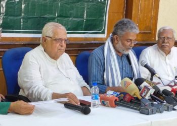পুনৰ হ’ব আন্দোলন : নূন্যতম সমৰ্থন মূল্য আইনকে ধৰি একাধিক দাবীৰে ৰাজপথত নামি সংযুক্ত কৃষক মৰ্চা