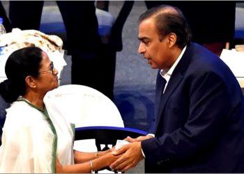 আম্বানীৰ ঘৰৰ বিয়ালৈ মমতা বেনাৰ্জী! তাৰ মাজতে ইণ্ডি এলায়েন্সৰ অংশীদাৰকো সাক্ষাৎ কৰিব ‘দিদি’য়ে