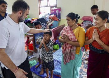 পুনৰ প্ৰধানমন্ত্ৰী মোদীলৈ ৰাহুলৰ বাৰ্তা- ‘এবাৰ মণিপুৰলৈ গৈ বাসিন্দাসকলৰ দুৰ্দশা চাওক’