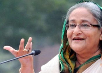 প্ৰতিবাদৰ মাজতে বাংলাদেশৰ প্ৰধানমন্ত্ৰী শ্বেখ হাছিনাৰ পদত্যাগ; পলায়ন কৰি ভাৰতৰ শৰণাপন্ন