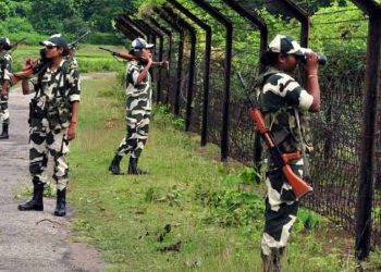 অসমত ধৰা পৰিল দুজন বাংলাদেশী; বিএছএফৰ তৎপৰতাত অনুপ্ৰৱেশকাৰীক প্ৰত্যাৱৰ্তন
