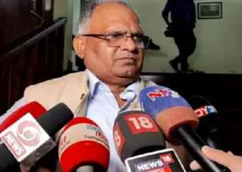 প্ৰাক্তন প্ৰধান মুখ্য বন সংৰক্ষক এম কে যাদৱৰ বিৰুদ্ধে ব্যৱস্থা গ্ৰহণক লৈ কেন্দ্ৰক প্ৰশ্ন NGTৰ