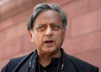 ভাৰতীয় পুৰুষসকলৰ সমস্যা আছে; মলিউদৰ মি-টু আন্দোলনক লৈ মন্তব্য শশী থাৰুৰৰ