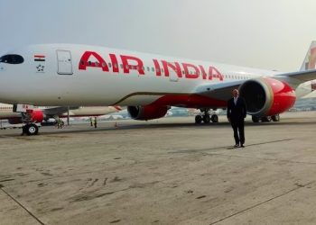 সকাহ! ঢাকাৰ পৰা এয়াৰ ইণ্ডিয়াৰ বিশেষ বিমানেৰে দিল্লীত অৱতৰণ কৰিলে ২০৫ জন ভাৰতীয়ই