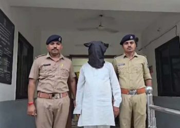ধৰ্ষণ কৰিব নোৱাৰাৰ বাবে ৬ বছৰীয়া ছাত্ৰীক হত্যা অধ্যক্ষৰ! বিদ্যালয় চৌহদত উদ্ধাৰ মৃতদেহ