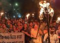 টকাৰ প্ৰলোভন দিছিল, সোনকালে সৎকাৰ কৰিছিল আৰক্ষীয়ে : এই দাবী কলিকতাৰ ধৰ্ষিতাৰ পিতৃৰ