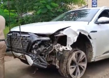 মহাৰাষ্ট্ৰৰ বিজেপি সভাপতিৰ পুত্ৰৰ অতপালি : মদ খাই কেইবাখনো বাহনত খুন্দিয়াই পলায়ন