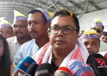 মানকাচাৰ, গোৱালপাৰা, ডিব্ৰুগড়ত আপৰ সম্পৰ্ক যাত্ৰা : ভাৰত-বাংলা সীমান্ত পৰিদৰ্শন মনোজ ধানোৱাৰৰ