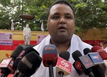 শিৱসাগৰ জিলা আছুৰ উদ্যোগত ৰসৰাজ লক্ষ্মীনাথ বেজবৰুৱাৰ জন্মদিন উদ্‌যাপন