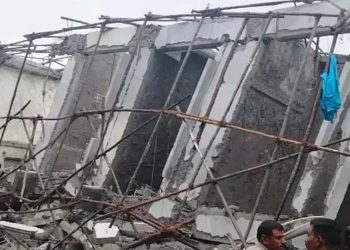 বেংগালুৰুত শোকাৱহ ঘটনা! বহুমহলীয়া অট্টালিকা ভাঙি বহু লোকৰ মৃত্যু, ১৪ জন আবদ্ধ হোৱাৰ আশংকা