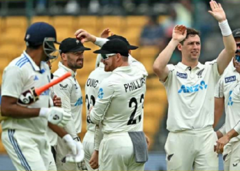 নিউজিলেণ্ডৰ বিৰুদ্ধে মাত্ৰ ৪৬ ৰানতে অল আউট ভাৰত; শূন্যতে উভতিল ৫ জনকৈ বেটছমেন