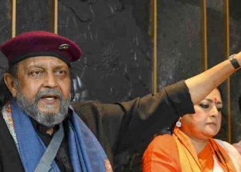 ছলমান-শ্বাহৰুখৰ পিছত এইবাৰ মিথুন : হত্যাৰ ভাবুকি পাকিস্তানীৰ
