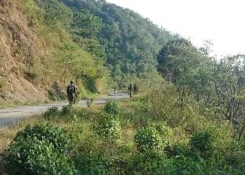মণিপুৰত বিদ্ৰোহীৰ আক্ৰমণঃ ভাৰতীয় সশস্ত্ৰ বাহিনীৰ কনভয়ত আক্ৰমণ পিএলএৰ