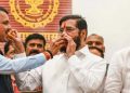 মহাৰাষ্ট্ৰৰ মুখ্যমন্ত্ৰী একনাথ সিন্দেৰ পদত্যাগ! এতিয়াও চূড়ান্ত নাইহোৱা মুখ্যমন্ত্ৰীৰ নাম, তত্বাৱধায়ক মুখ্যমন্ত্ৰীকহে দায়িত্ব