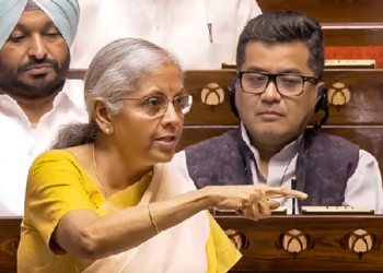 লোকসভাত আজি বেংকিং আইন সংশোধনী বিধেয়ক উত্থাপন কৰিব পাৰে নিৰ্মলা সীতাৰমণে