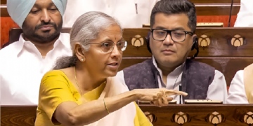 লোকসভাত আজি বেংকিং আইন সংশোধনী বিধেয়ক উত্থাপন কৰিব পাৰে নিৰ্মলা সীতাৰমণে
