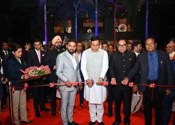 নভোটেল গুৱাহাটীৰ প্ৰতিষ্ঠিত প্ৰীতিভোজস্থলী আৰু ১৮৮ ডাউনটাউন আধুনিক খাদ্য তথা সামাজিক গন্তব্যস্থল মুকলি