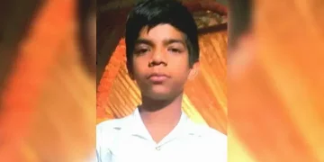 বয়স মাত্ৰ ১৪! স্কুলত ক্ৰীড়া অনুশীলনৰ সময়ত দৌৰি থাকোঁতেই কিশোৰৰ কৰুণ মৃত্যু