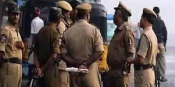 জন্মদিনৰ পাৰ্টিত উলংগ কৰি মাৰপিট, শৰীৰত ক’ৰা হ’ল প্ৰস্ৰাৱ! লাজে-শোকে চৰম পন্থা বাচি ল’লে নাবালকে