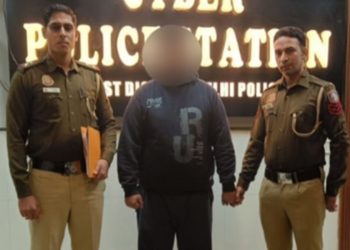 আমেৰিকাৰ মডেলৰ পৰিচয়ত ৭০০ গৰাকী মহিলাৰ সৈতে ‘ডেটিং’! অন্তৰংগ ফটো দেখুৱাই ব্লেকমেইল কৰি ধৰা পৰিল ভাৰতীয় যুৱক