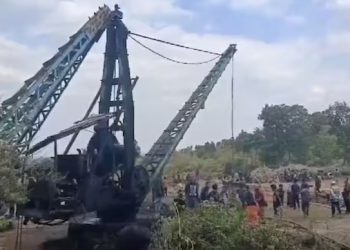 উমৰাংছুৰ কয়লাখনিত ৩ শ্ৰমিকৰ মৃতদেহ উদ্ধাৰঃ এতিয়াও আৱদ্ধ ১২ জনকৈ শ্ৰমিক