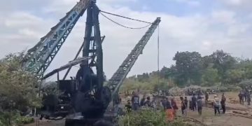 উমৰাংছুৰ কয়লাখনিত ৩ শ্ৰমিকৰ মৃতদেহ উদ্ধাৰঃ এতিয়াও আৱদ্ধ ১২ জনকৈ শ্ৰমিক