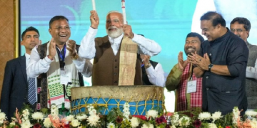 ‘চায়ৱালাতকৈ চাহৰ সোৱাদ কোনেও ভালকৈ বুজি নাপায়’, গুৱাহাটীত প্ৰধানমন্ত্ৰী নৰেন্দ্ৰ মোদী