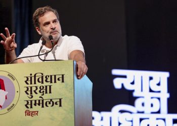 নিৰ্বাচন আয়োগে উত্তৰ দিয়াৰ পৰিৱৰ্তে প্ৰমাণ মচি পেলোৱাৰ অভিযোগ ৰাহুল গান্ধীৰ