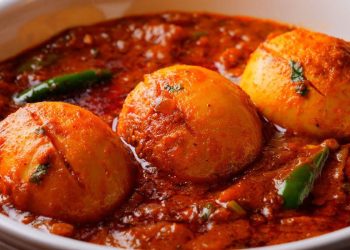 পত্নীয়ে কণীৰ জোল ৰন্ধাৰ পৰা বিৰত থকাৰ বাবে স্বামীয়ে বাচি ল’লে চৰম পন্থা
