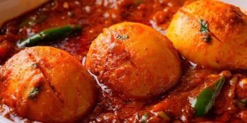 পত্নীয়ে কণীৰ জোল ৰন্ধাৰ পৰা বিৰত থকাৰ বাবে স্বামীয়ে বাচি ল’লে চৰম পন্থা