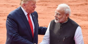 ক্ৰমাৎ তিক্ত হৈ পৰিছে ভাৰত-আমেৰিকাৰ বাণিজ্যিক সম্পৰ্ক! ভাৰত ভ্ৰমণ বাতিল আমেৰিকাৰ বাণিজ্য প্ৰতিনিধি দলৰ